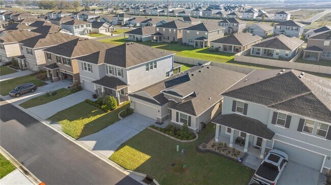 Building Photo - 8899 SW 50th Ave