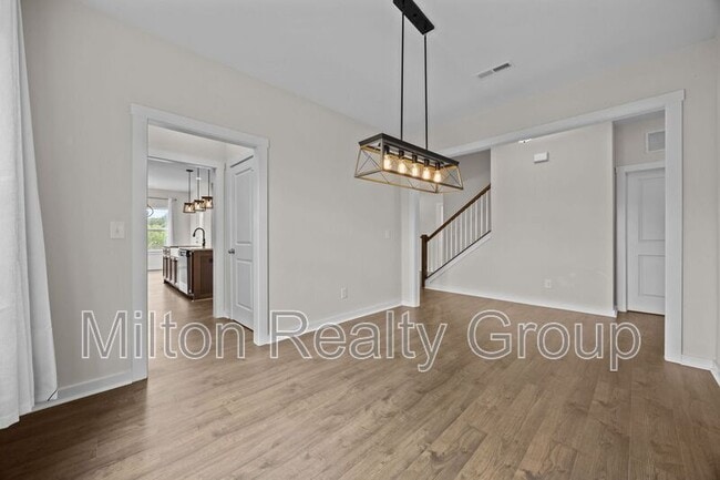 Building Photo - 217 Walker Grv Ln