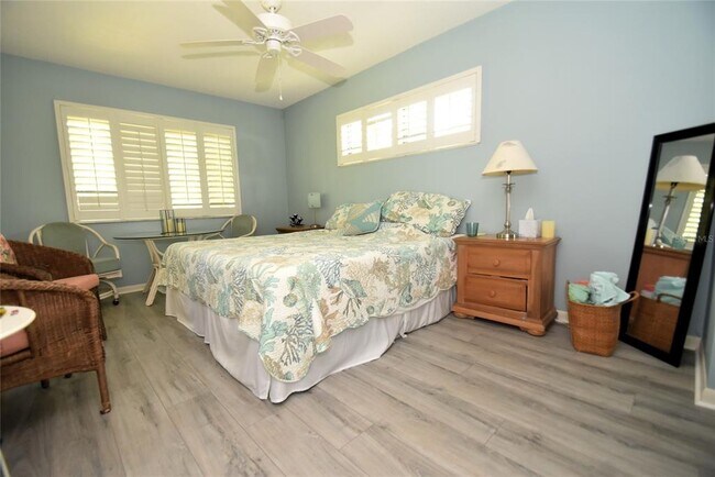 Building Photo - 1657 Brookhouse Cir