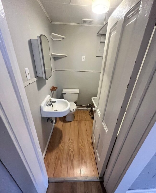 Building Photo - Jackson Studio Suites