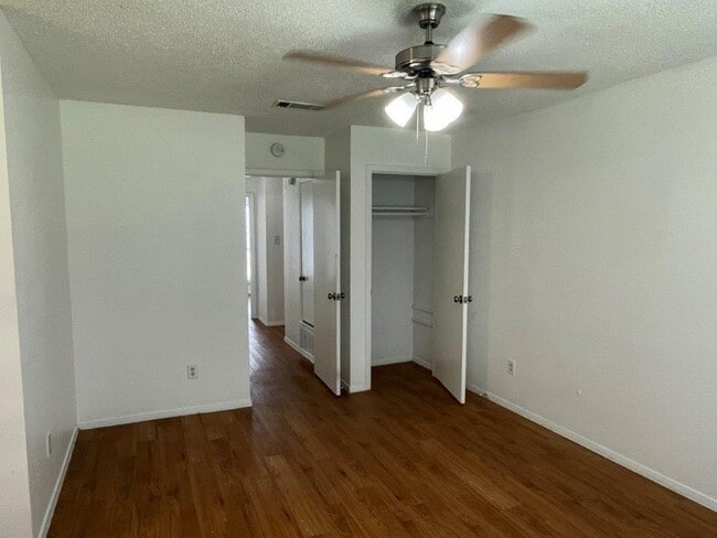 Building Photo - 2014 Krizan Ave