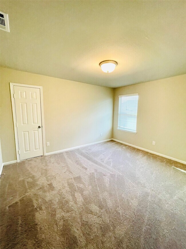 Building Photo - 441 Aurora Creek Ln