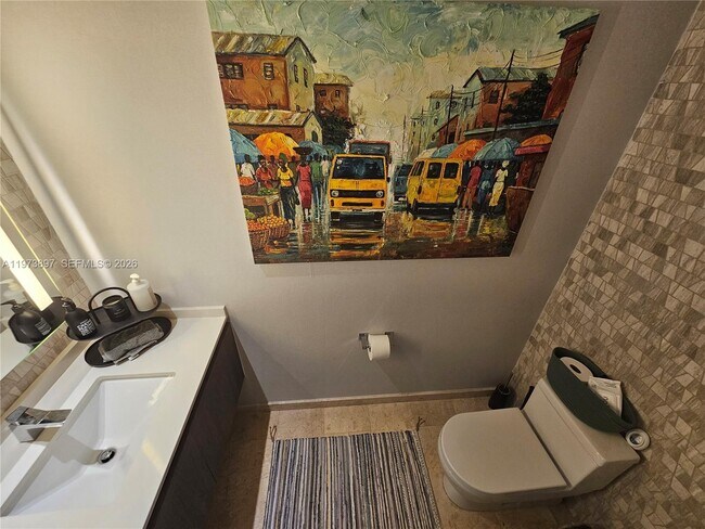 Building Photo - 68 SE 6th St