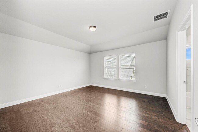 Building Photo - 1813 Mazarro Dr