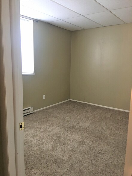 Building Photo - 3 E Central Ave