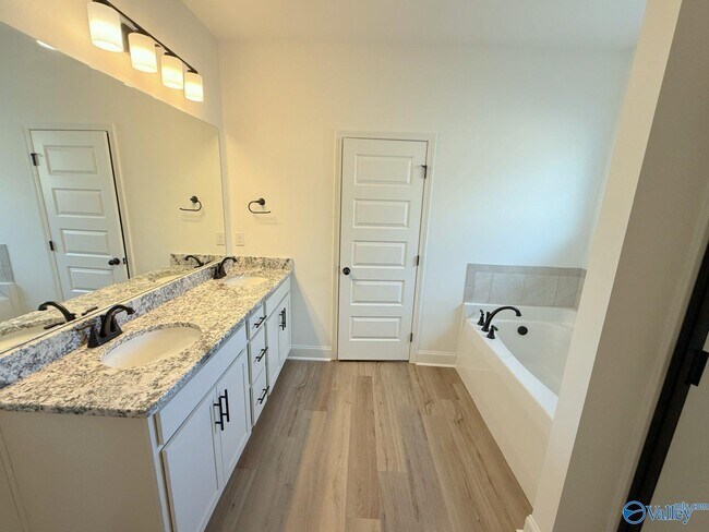 Building Photo - 24057 Quints Dr