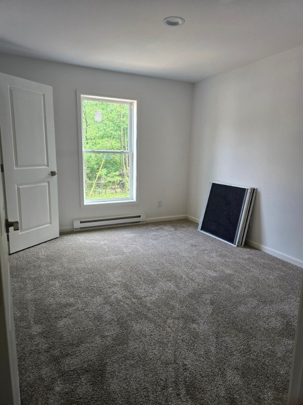 Building Photo - 41 Hull Dr