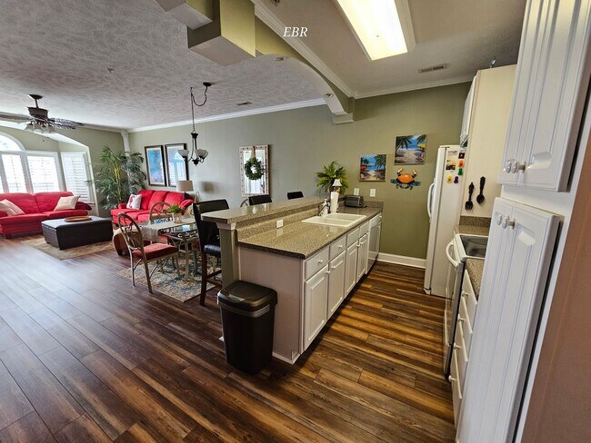 Building Photo - Carolina Yacht Landing