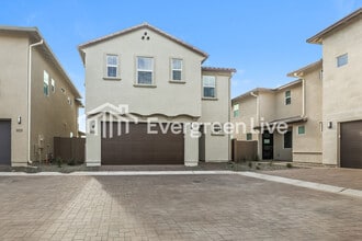 Building Photo - 10115 E Ulysses Ave