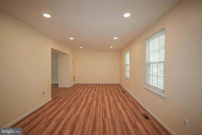 Building Photo - 8812 Alliston Hollow Way