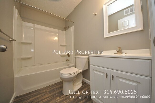 Building Photo - 13 Westwood Village