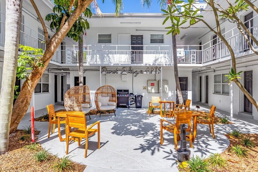 Primary Photo - Satoshi Hideout-FULLY FURNISHED ALL INCLUSIVE