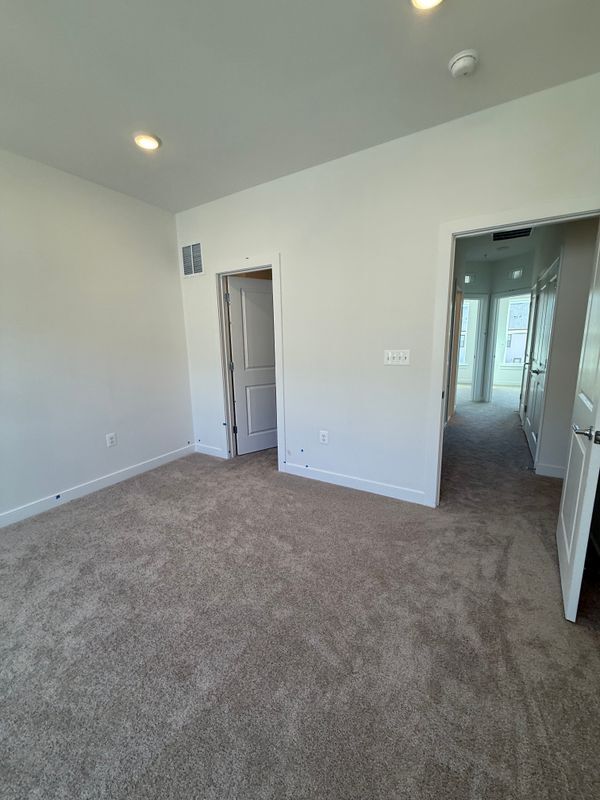 Building Photo - 1309 Bracken Ln