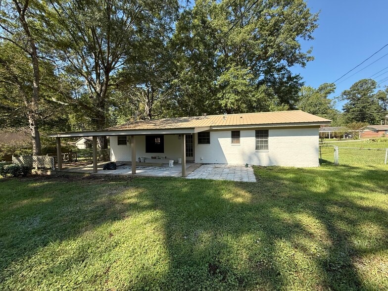 Back yard - 246 Knight Dr
