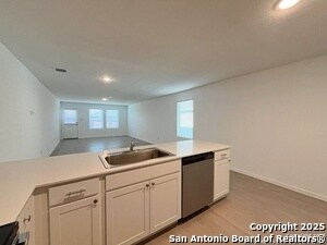 Building Photo - 534 Chevre Rd