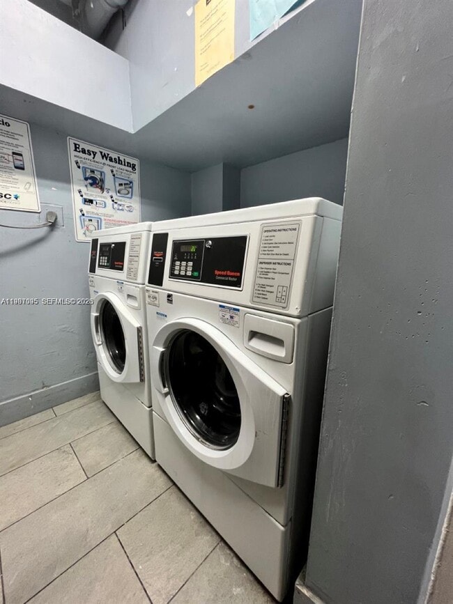 Building Photo - 488 NW 165th St