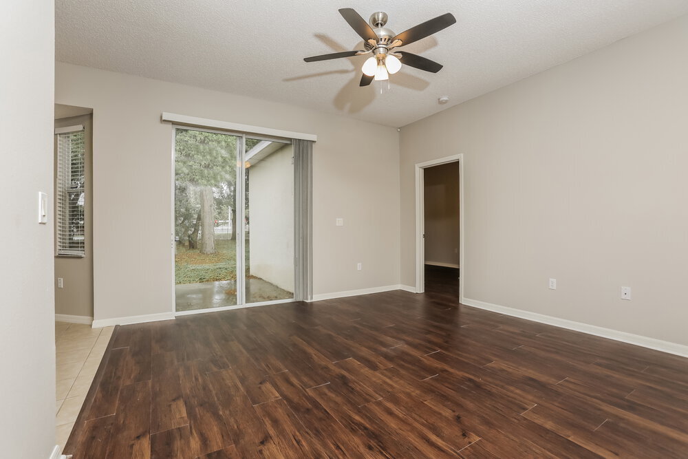 Building Photo - 233 Bluff Pass Dr