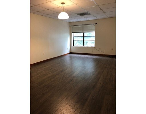 Building Photo - 13 E Hoyle St