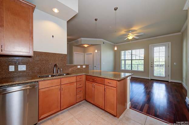 Building Photo - 7342 Oak Manor Dr