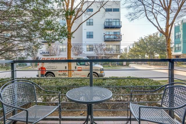 Building Photo - 4605 Cedar Springs Rd