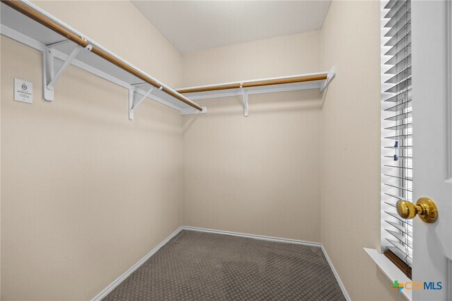 Building Photo - 2110 Garrison Dr