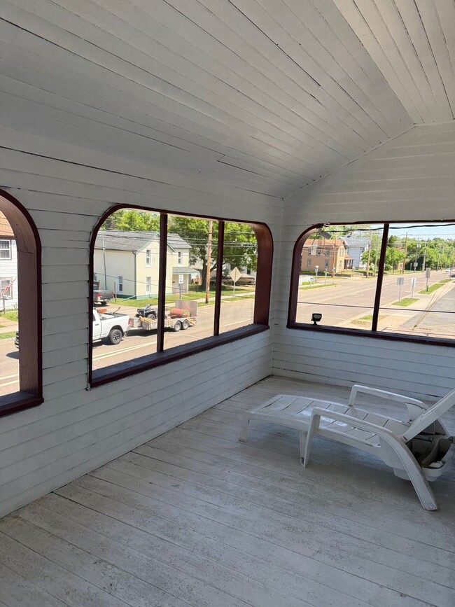 Building Photo - Big Character. Bigger Home in this 4 Bedroom-1 Bathroom charmer