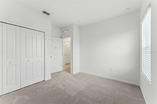 Building Photo - 2341 White Buffalo St