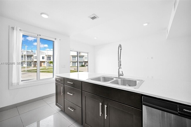 Building Photo - 25874 SW 139th Ct