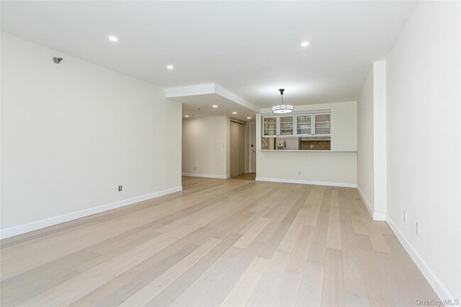 Building Photo - 88 Cutter Mill Rd