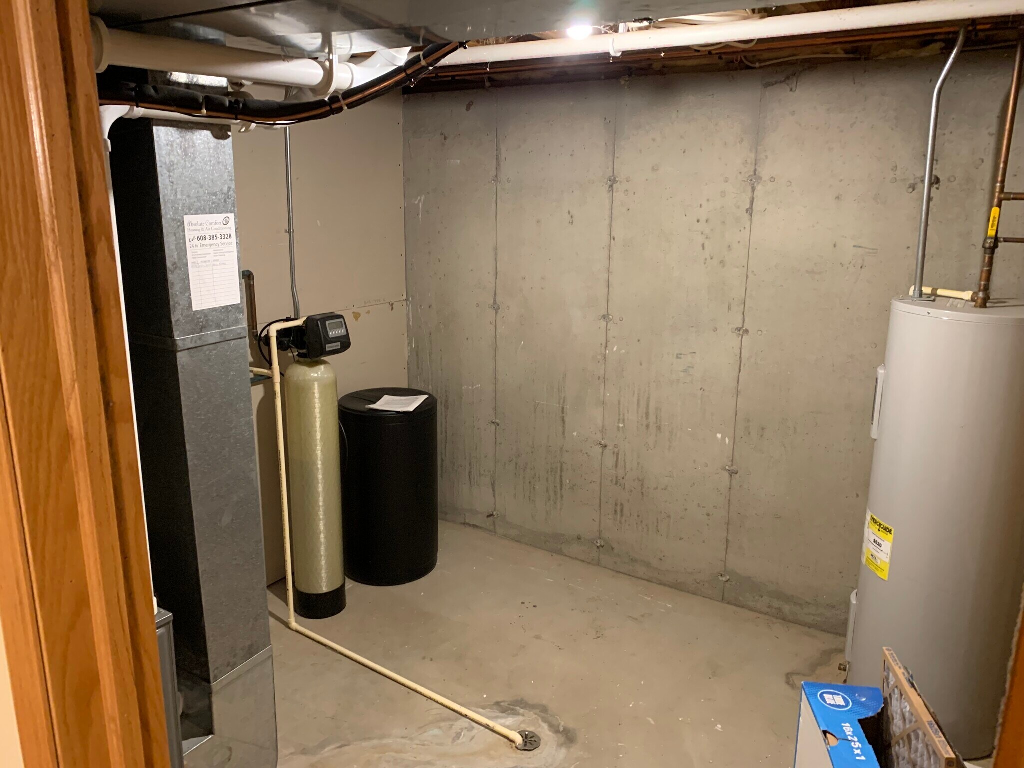 Building Photo - N5527 Penny Lane