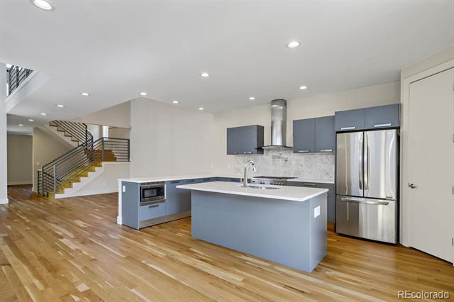 Building Photo - 2414 Glenarm Pl