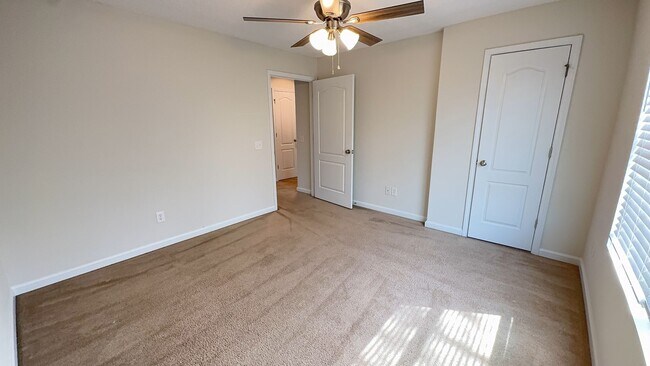 Building Photo - BRIDGEWATER HOME! LEASING FOR NOW OR AUGUST 2026! 1/2 Off Deposit!