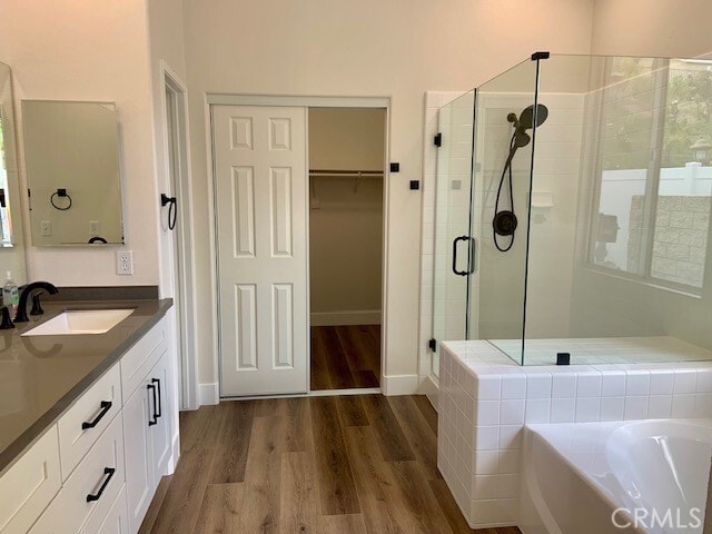 Building Photo - 558 Rembrandt Dr