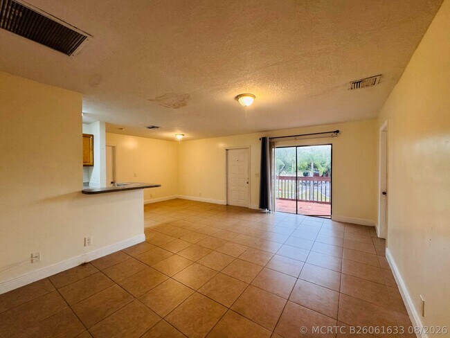 Building Photo - 7 Crossings Cir