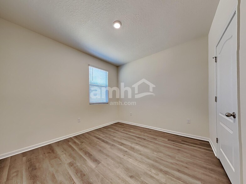 Building Photo - 22 N Hamilton Springs Rd