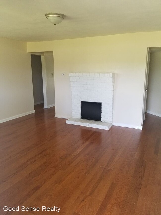 Building Photo - 3 br, 2 bath House - 1785 Edgefield Road