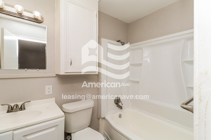 Building Photo - 225 Springfield Cir