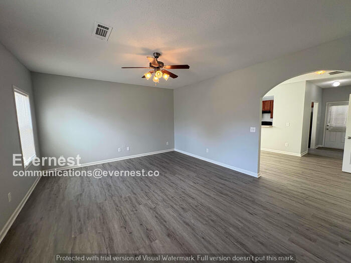 Building Photo - 8651 Thomas Ln