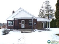 Building Photo - 2250 Siegfried Ave