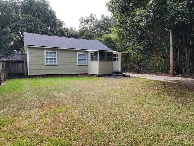 Building Photo - 1214 Palmetto St