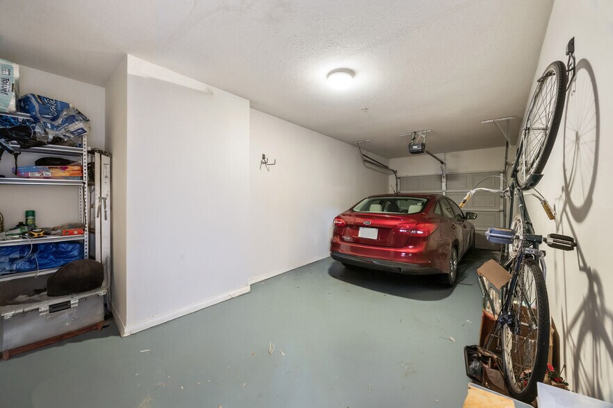 Building Photo - 4007 Westchester Rdg NE