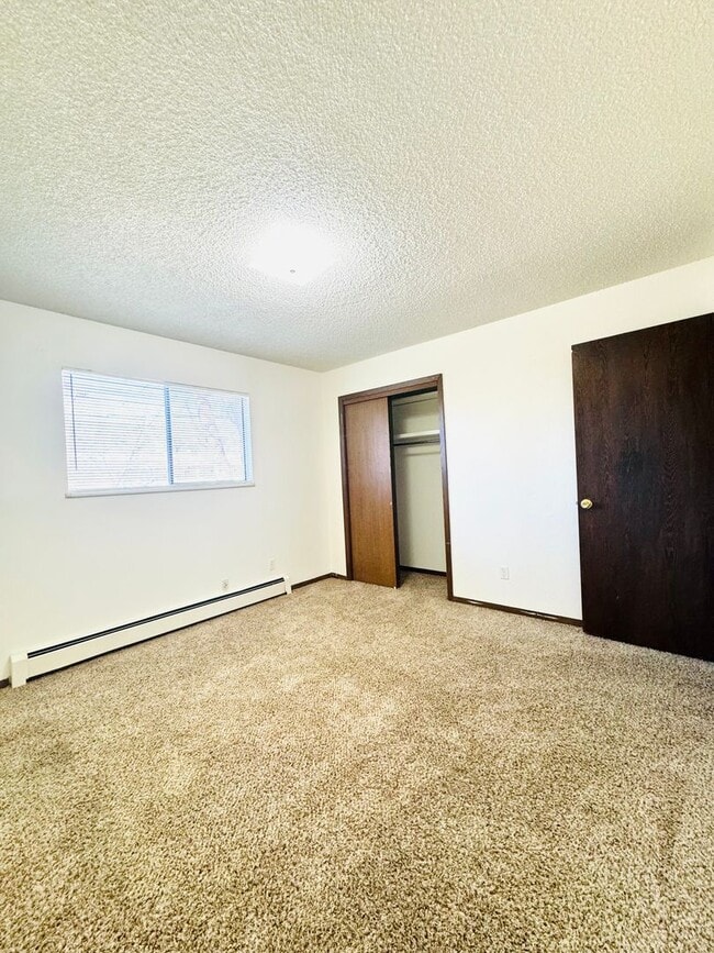 Building Photo - 1633 Elizabeth Ct