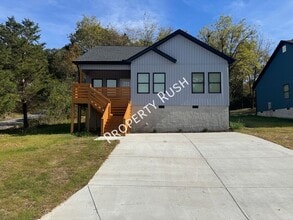 Building Photo - 1852 Wilberforce St