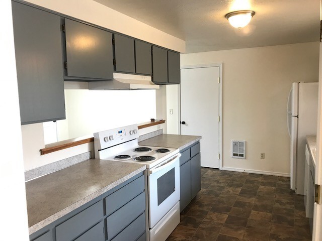 Building Photo - 2523 SW Fissure Loop