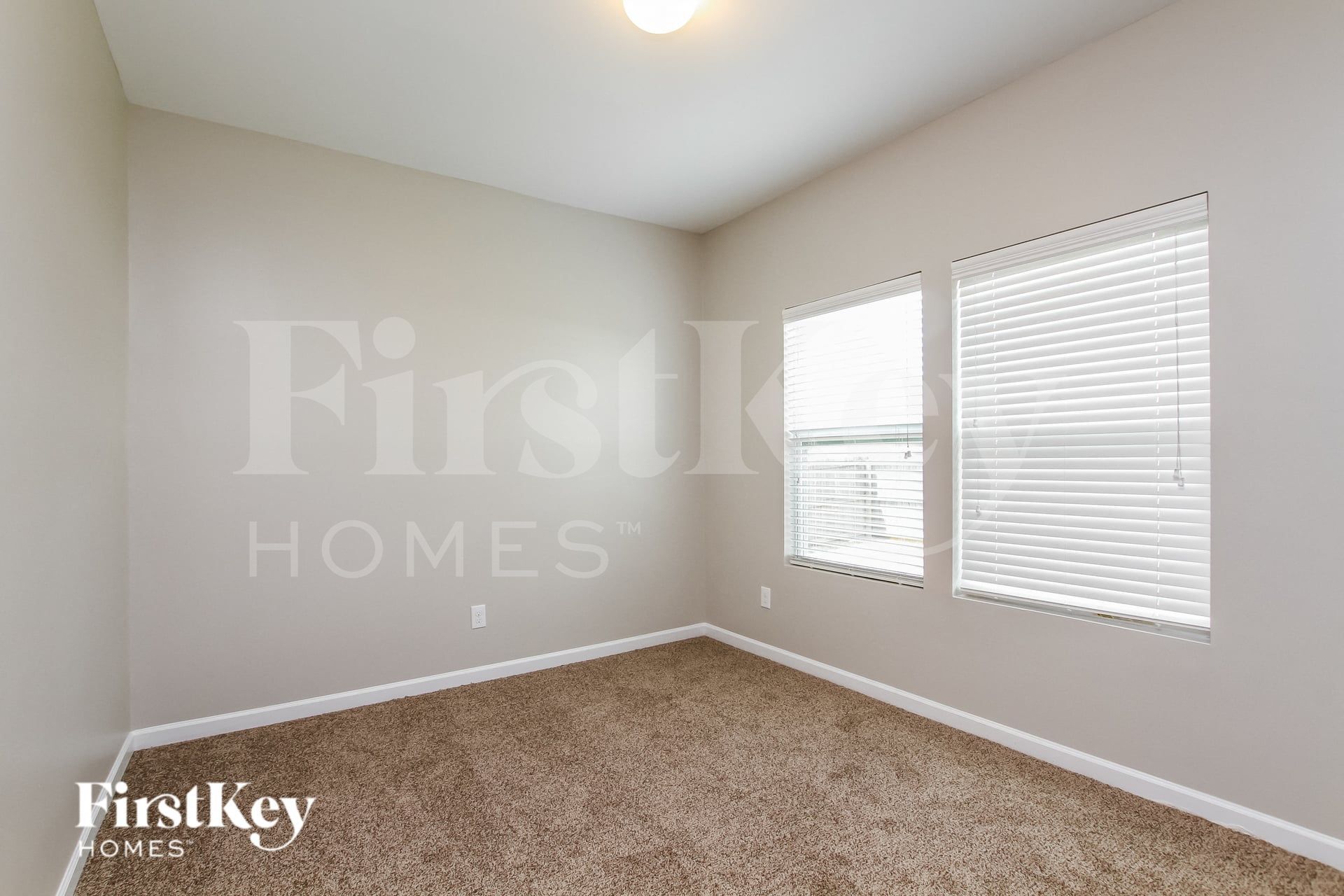 Building Photo - 504 Landis Oak Way