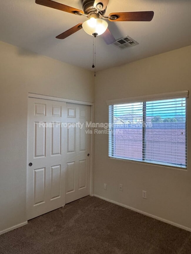 Building Photo - 13601 W Verde Ln