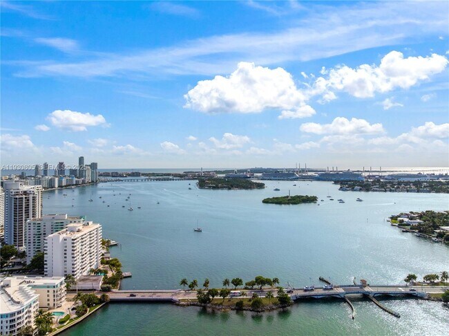 Building Photo - 3 Island Ave