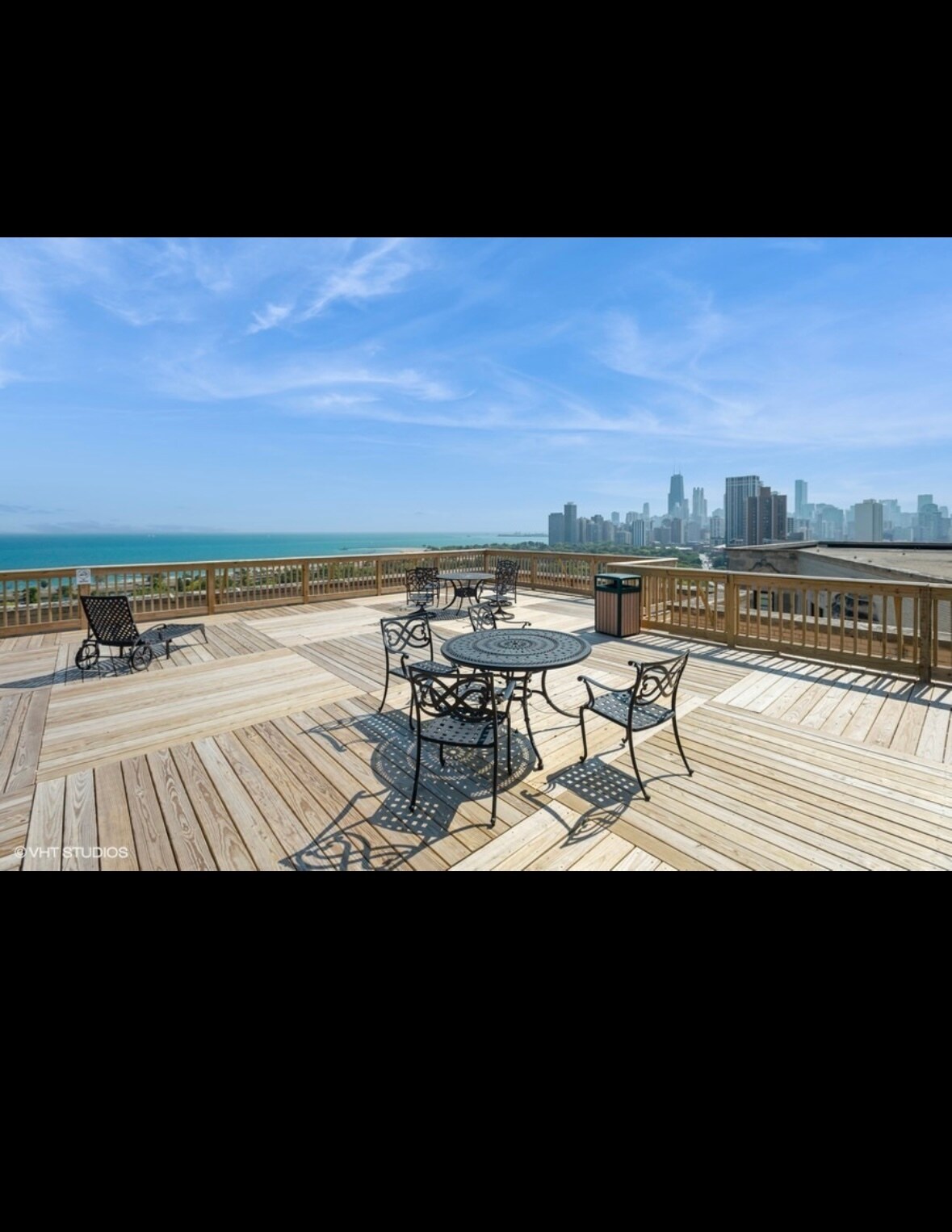 Roof - 2000 N Lincoln Park W