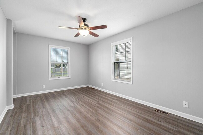 Building Photo - Single family home