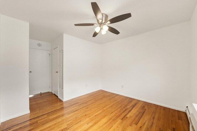 Building Photo - 1474 68th St